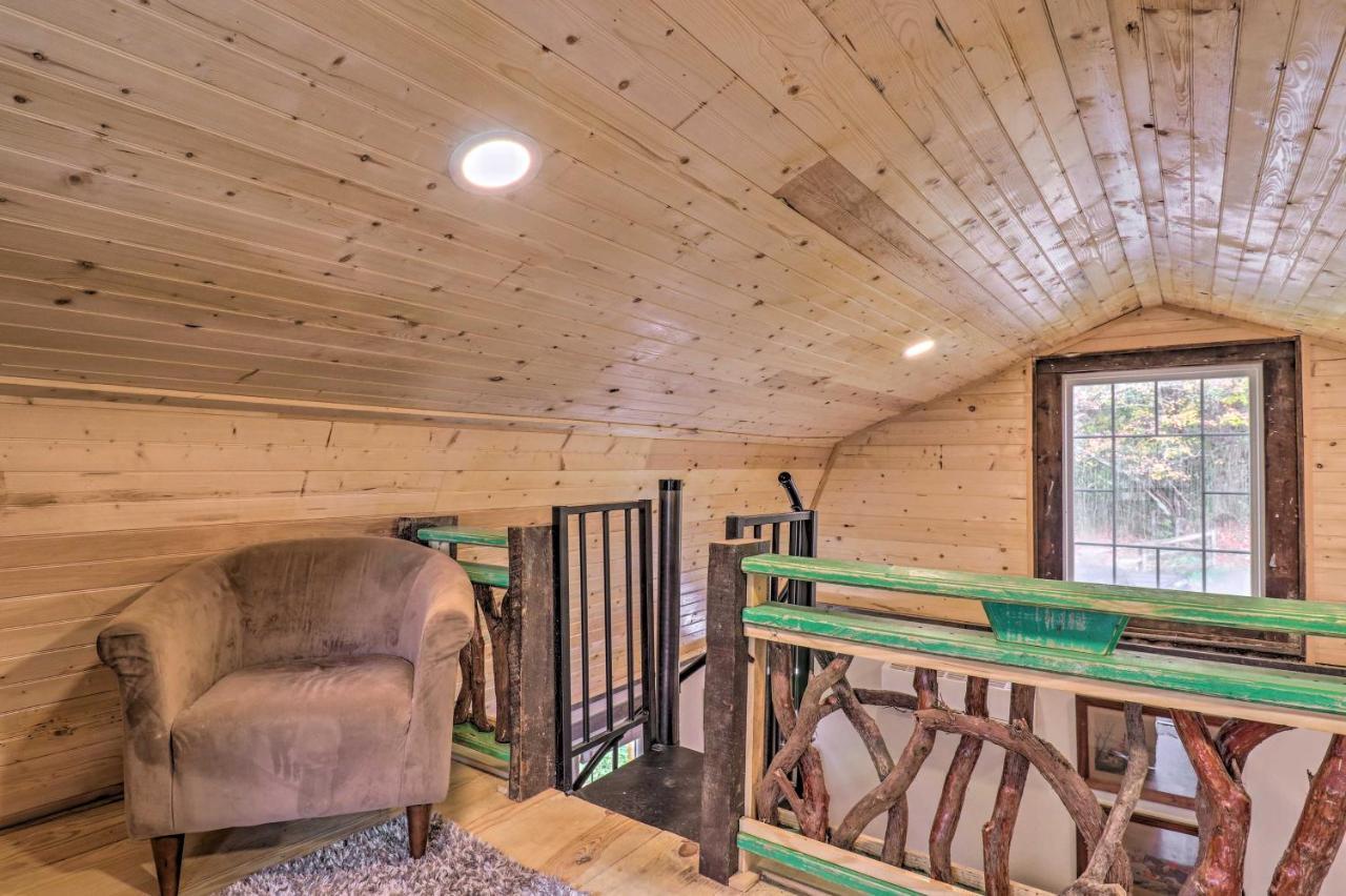 Rustic Hendersonville Farm Studio With Private Deck المظهر الخارجي الصورة